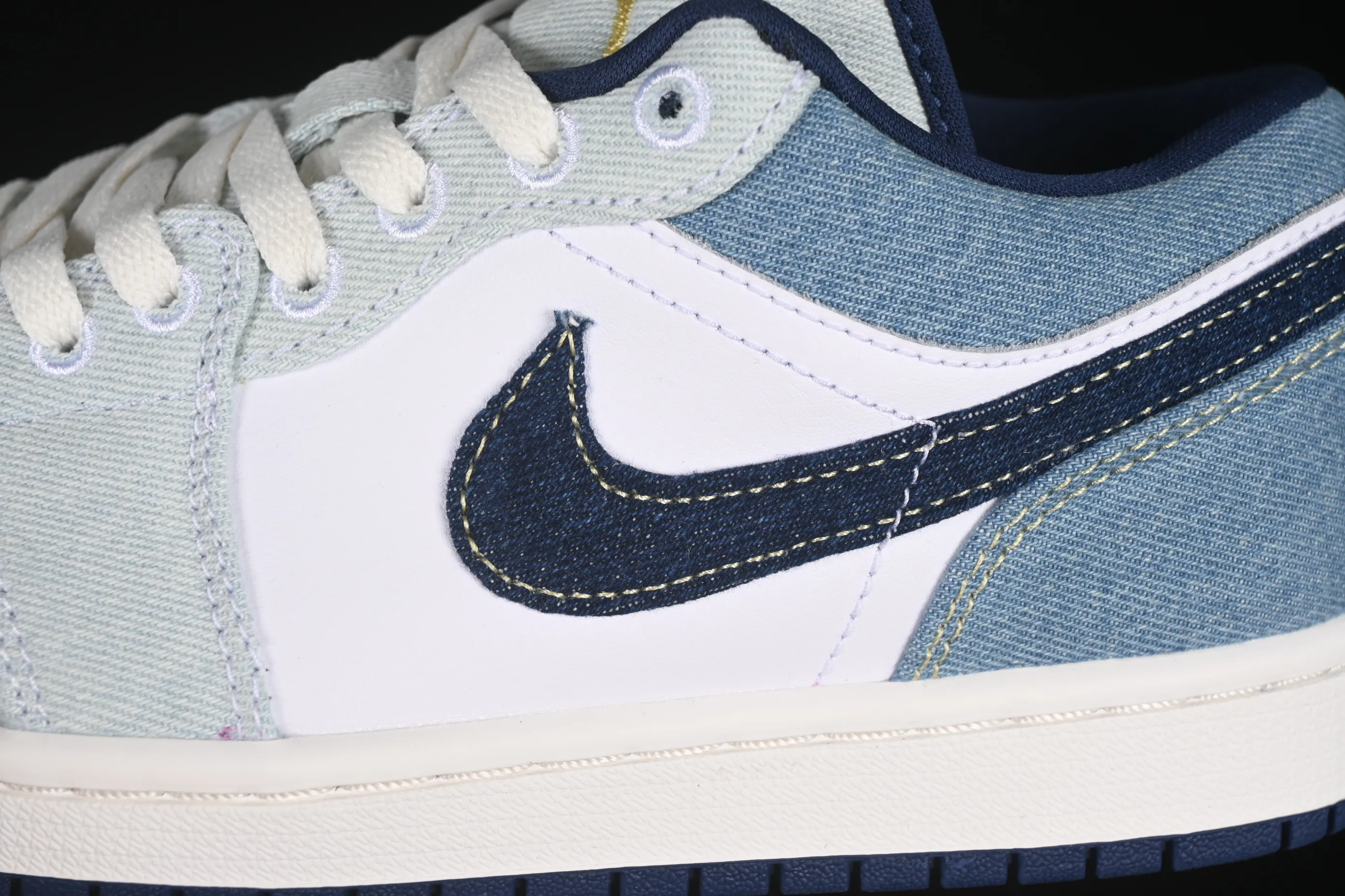 All categories Air Jordan Jordan series basketball shoes Air Jordan 1 Low G version pure original Air Jordan 1 Low "Canadian Tuxedo" AJ1 Joe 1 cowboy trend low-top basketball shoes IH0648-141